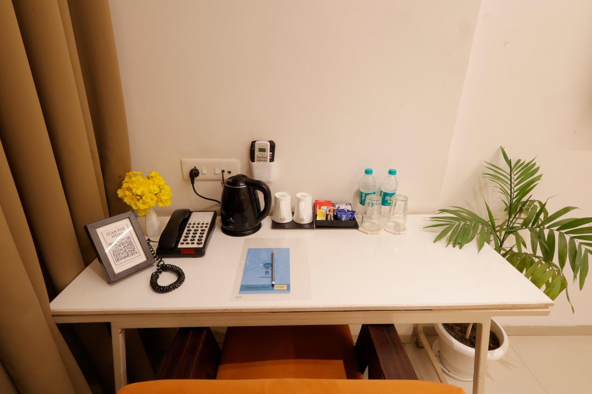 Hotel Varuna Varanasi Bagian luar foto