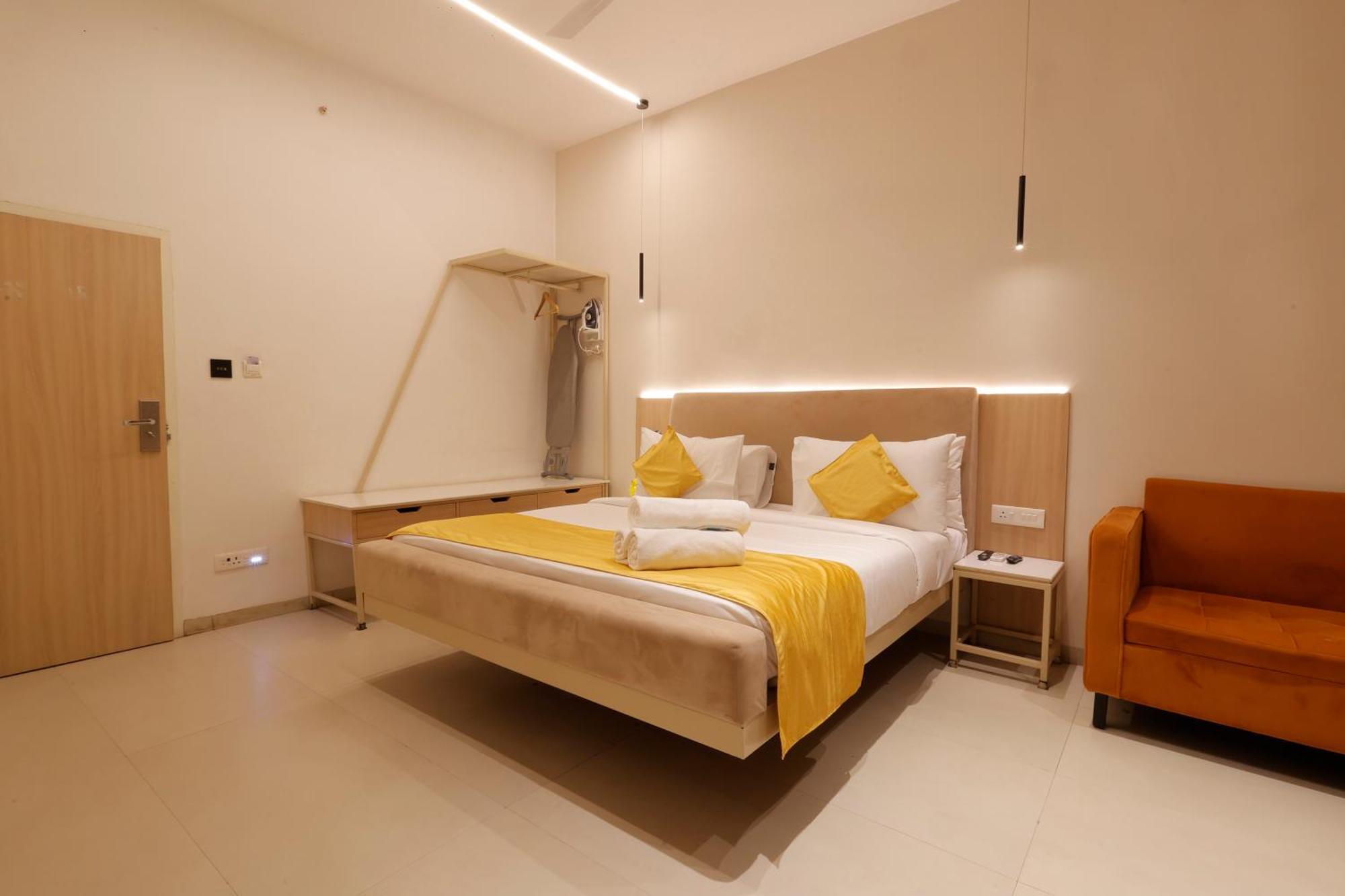 Hotel Varuna Varanasi Bagian luar foto